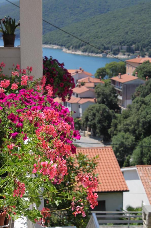 Apartments With A Parking Space Rabac, Labin - 2340 外观 照片