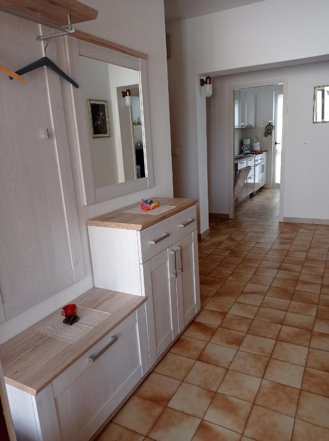 Apartments With A Parking Space Rabac, Labin - 2340 外观 照片