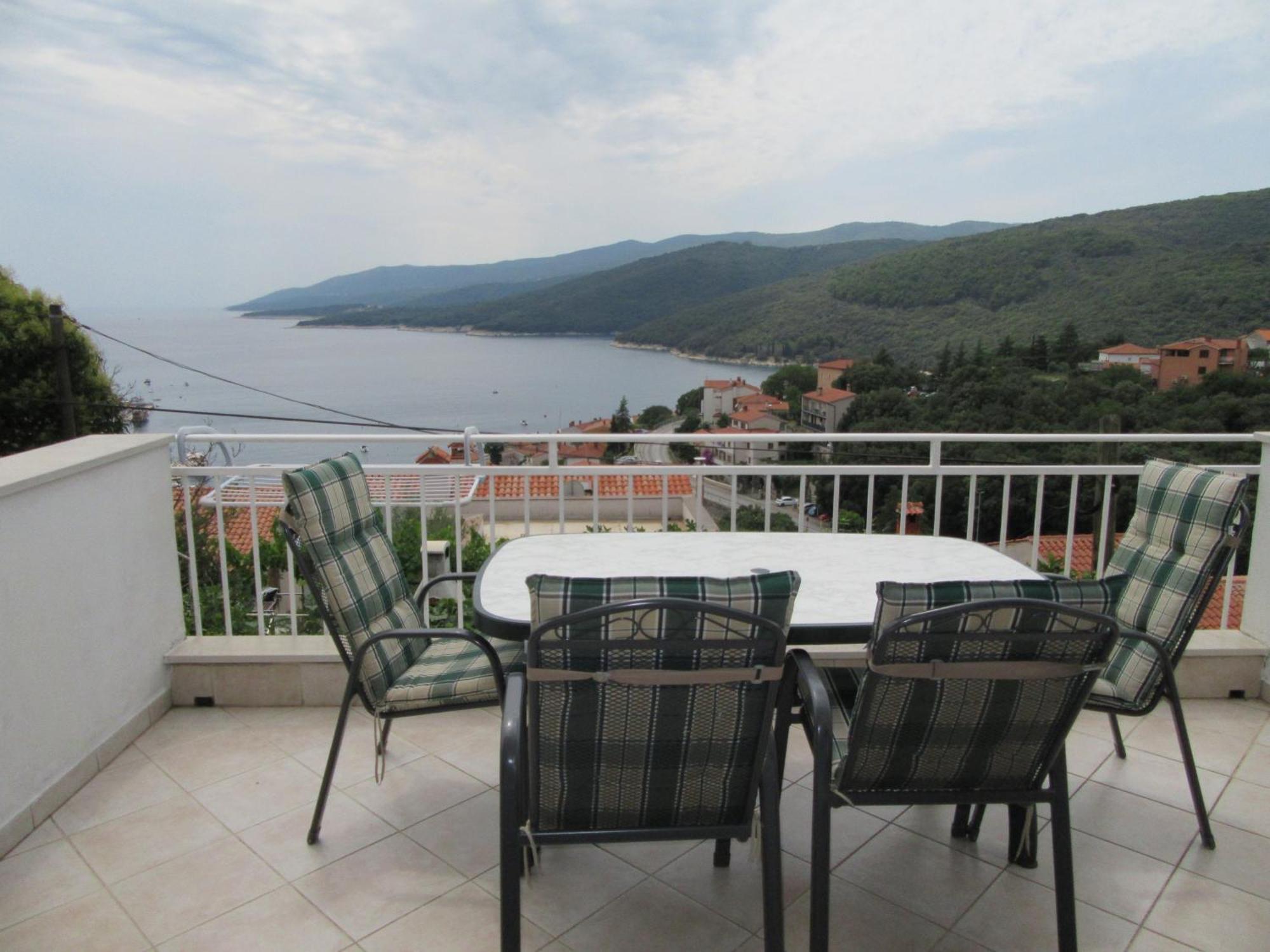 Apartments With A Parking Space Rabac, Labin - 2340 外观 照片